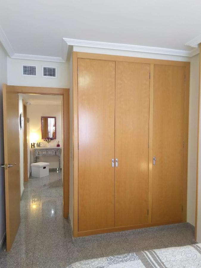Sant Pere 139 Apartments El Campello Luaran gambar